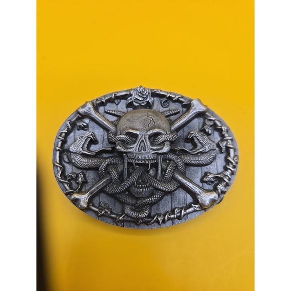 Bergamot Brass Works Other - Vintage 1994 Bergamot Brass Works Belt Buckle O-77 Skull Snakes Roses Gothic USA
